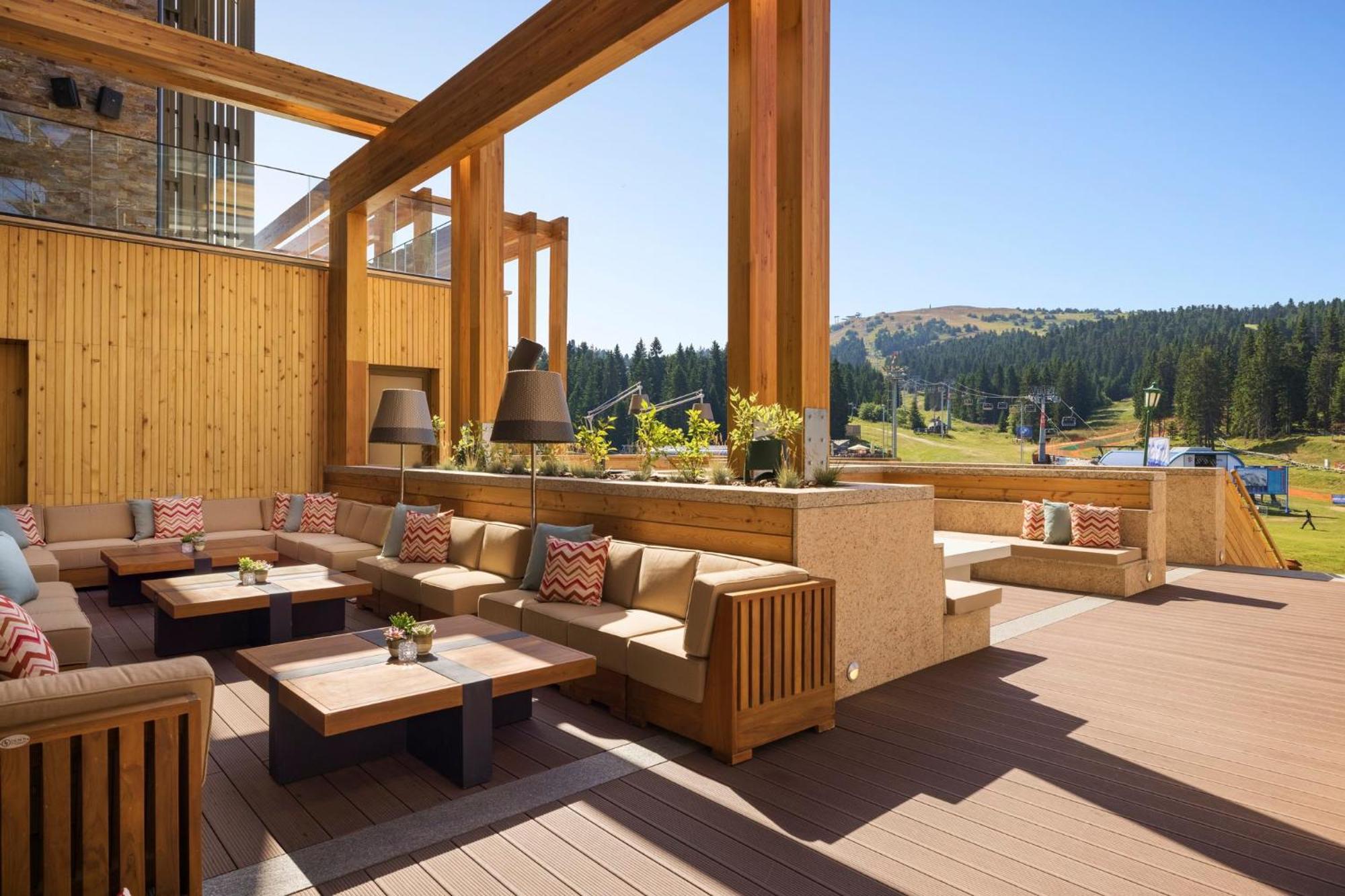 Viceroy Kopaonik Serbia Exterior foto The Terrace at The Lodge at Sun Valley